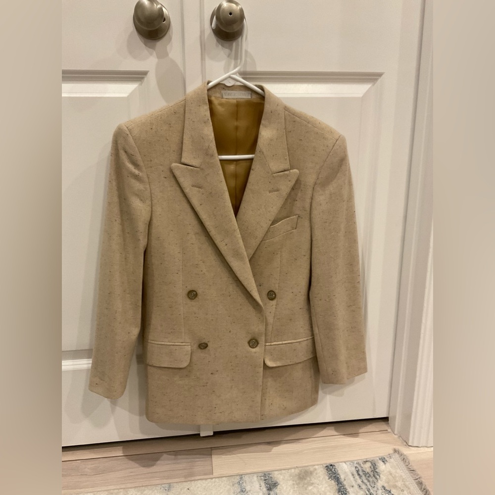 Like new woman wool blazer Size PS